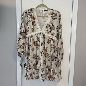Basil and Lola Floral Print Lace Trim Dress